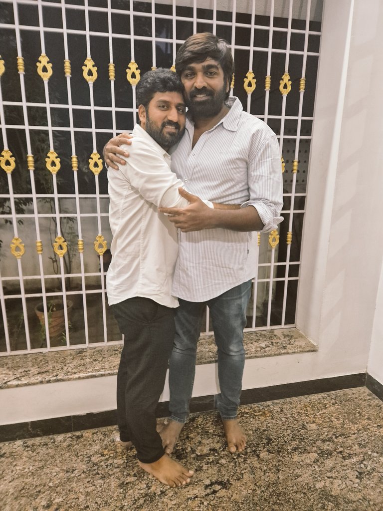 ⚔️தலைவன் ⚔️ <a href="/VijaySethuOffl/">VijaySethupathi</a> 😘 Anna உடன் 
#ThalaivanThalavii👩‍❤️‍👨
#BlockBuster ✨🔥