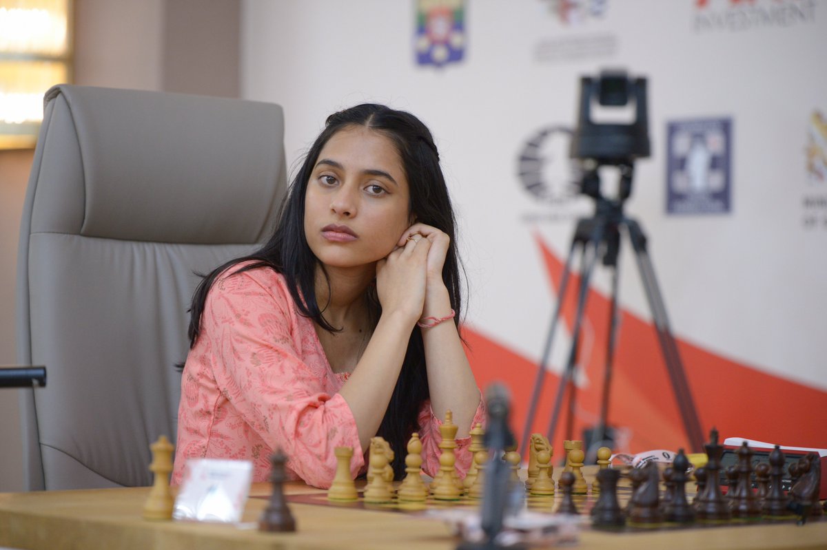 JPNadda's tweet image. My heartfelt congratulations to @DivyaDeshmukh05 on winning the FIDE Women&apos;s World Cup 2025. Your sheer determination and commitment to chess are truly inspiring. This remarkable achievement will motivate countless young aspirants across the country.

Kudos to @humpy_koneru for…