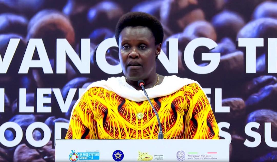 ETEmbassyKLA's tweet image. H.E. @jessica_alupo delivered keynote remarks on transforming the coffee value chain at a high-level panel. H.E.reaffirmed coffee’s key role in economic development & showcased Uganda’s efforts to promote sustainable, inclusive growth in the coffee sector.@MFAEthiopia @UgandaMFA