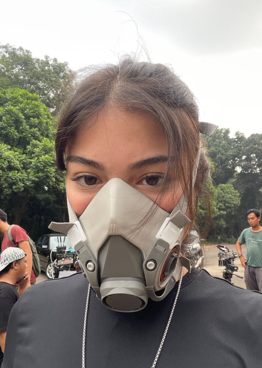😷😷