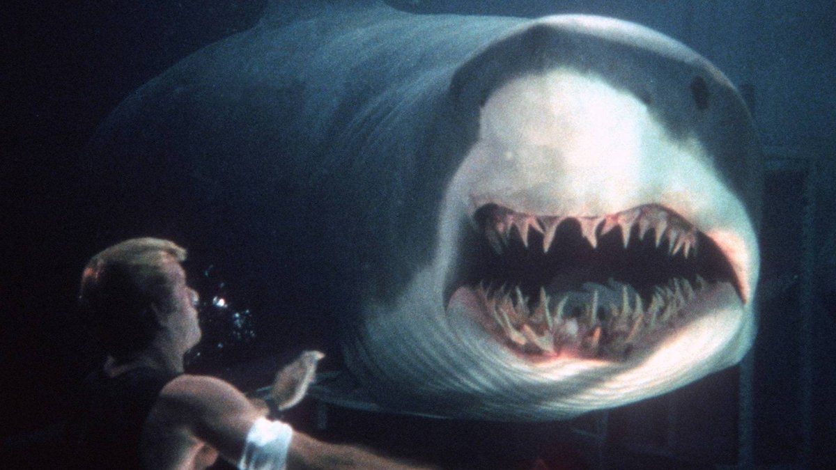 ILoveToTalkFilm's tweet image. DEEP BLUE SEA was released on this day- July 28, 1999