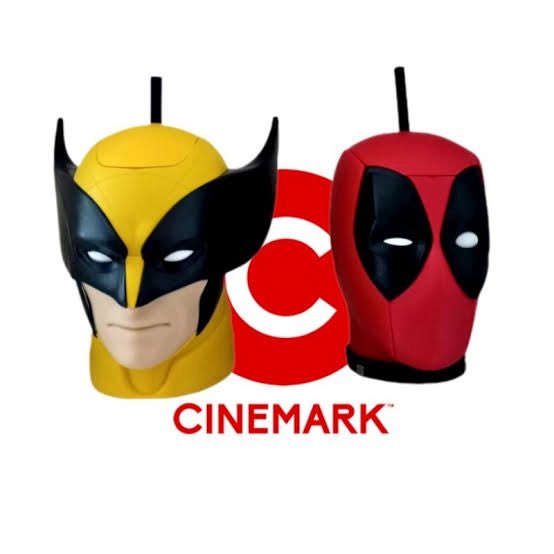 DC_MANIA's tweet photo. Há 1 ano, estreava "Deadpool &amp; Wolverine" nos cinemas. 

E, para comemorar esse grande blockbuster do ano, o Cinemark trouxe 2 copos incríveis, para fã nenhum colocar defeito!

E aí, você comprou os copos colecionáveis na época? https://t.co/DS0uvvz6wp