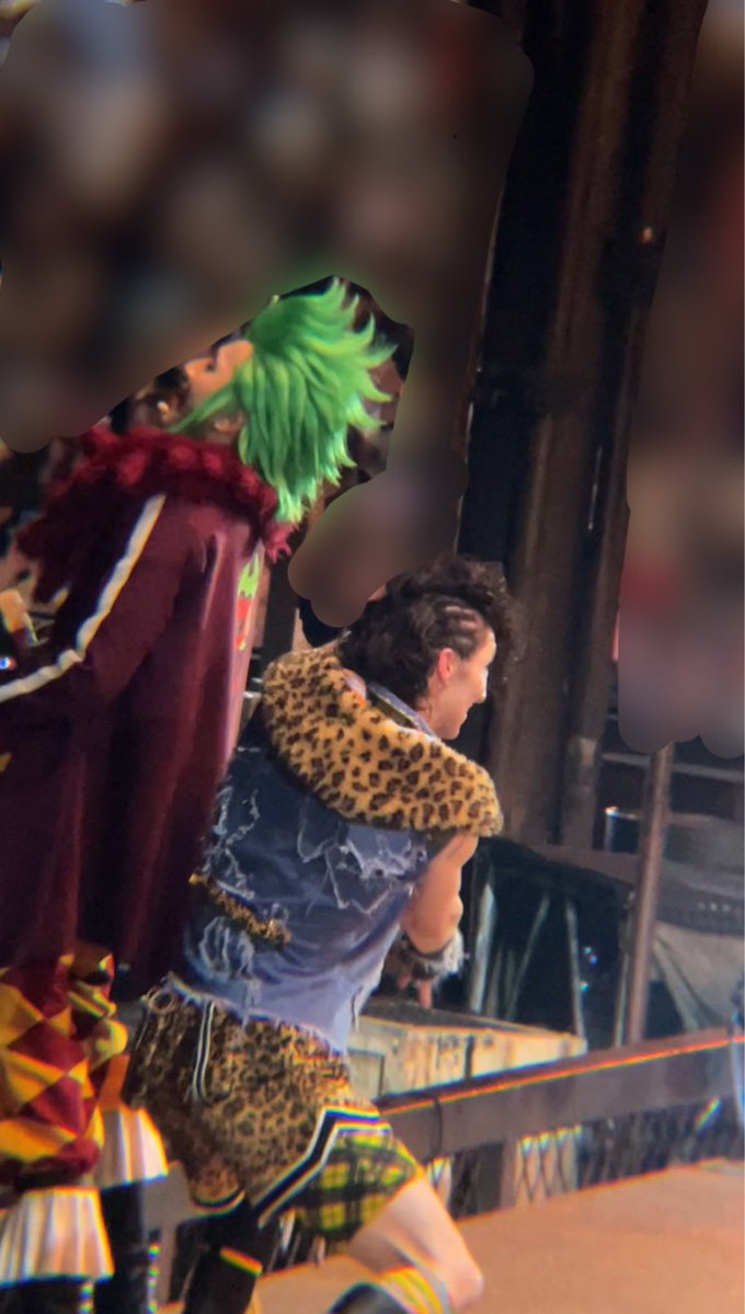 jaime_monsoleil's tweet image. センターステージでこれ何してんだろと思ってたら立ち◯ｮ◯だったのかwwwwwww