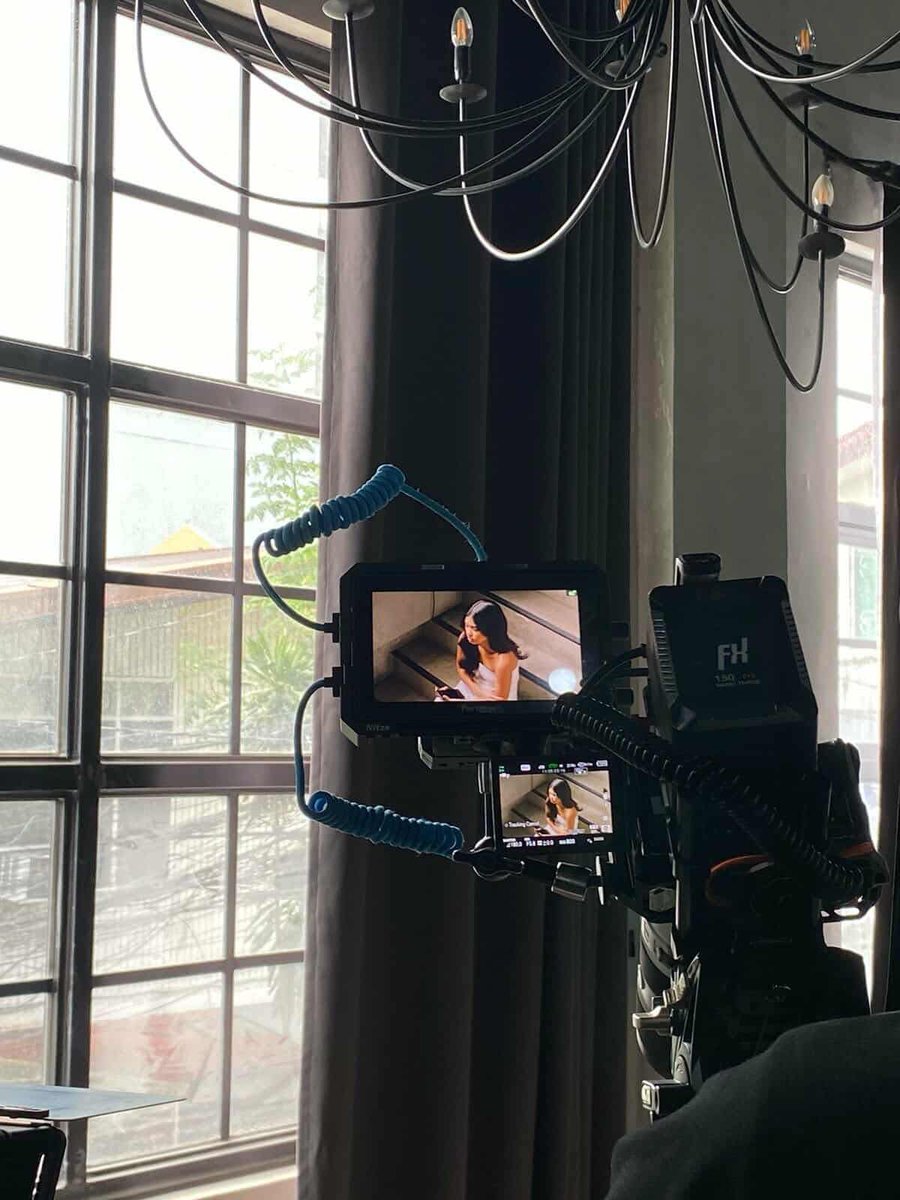 PangkatShuvee's tweet image. Music video for an OPM song. 🔜
You ready? 🤭
#ShuveeEtrata • Shuvee Etrata