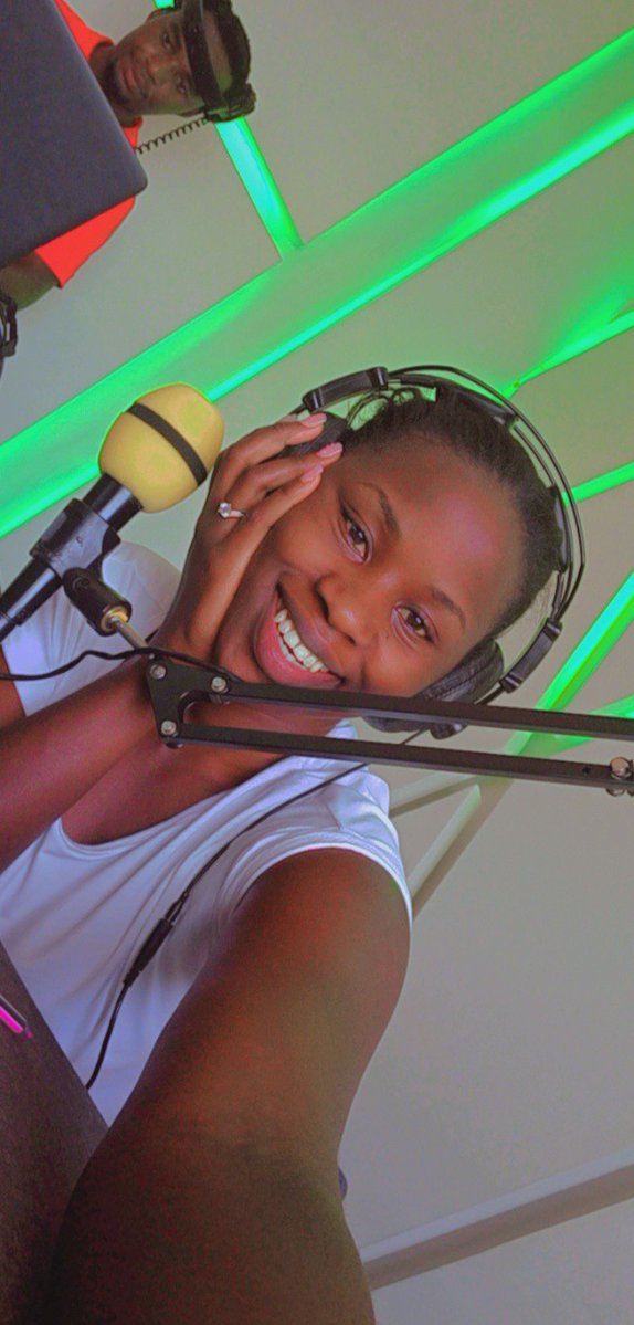 Taking You To The Top 🔥 (@hillsfmkabale) on Twitter photo If your Monday started low, <a href="/McAustinz/">Tiny Mukiga Mc Austinz🇺🇬🇷🇼</a> || <a href="/arinaitwetasha/">Tasha Lemon</a> are here to keep you a company with trending stories and big hits from 3pm-to 7pm. Tune in.
listen live hillsfm.co.ug
#hillsdaybender
#takingyoutothetop If your Monday started low, <a href="/McAustinz/">Tiny Mukiga Mc Austinz🇺🇬🇷🇼</a> || <a href="/arinaitwetasha/">Tasha Lemon</a> are here to keep you a company with trending stories and big hits from 3pm-to 7pm. Tune in.
listen live hillsfm.co.ug
#hillsdaybender
#takingyoutothetop