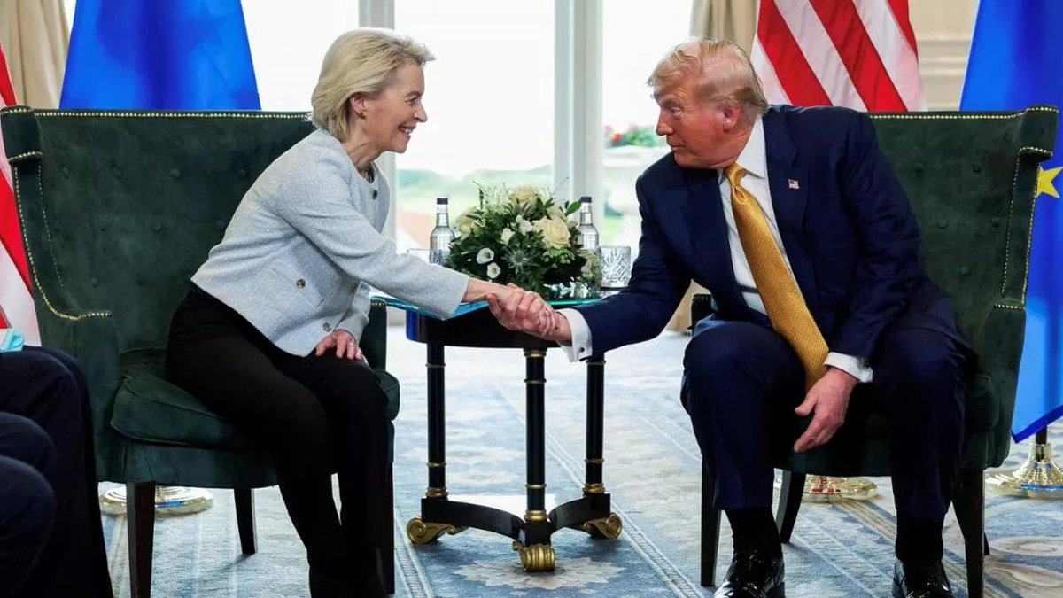 pietrogiliberti's tweet image. I "sottoni" di #Trump erano pronti ad accettare anche #dazi al 30%: è chiaro che il 15% per loro sia un grande successo della #vonderLeyen. Ma questa resa al folle pregiudicato di Washington è una sconfitta per tutti i Paesi europei.