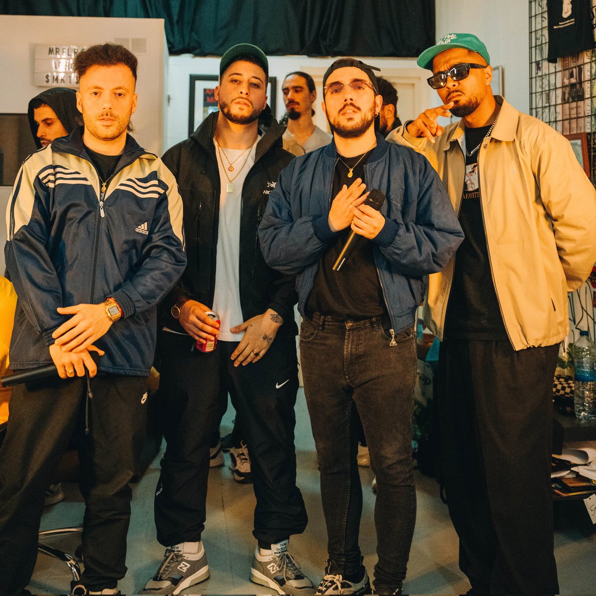 Sokez. ROMANCERO AL BARRIO COLMENA OUT💎 (@elsokez) on Twitter photo LOS NIÑOS DEL AFROMARKET 21 ESTE JUEVES💎
HIDE TYSON X SOSAD X SOKEZ X KIDD FRANKIE
Música por Trozos de Groove, Sinaka y Tito Chillito
📸 <a href="/pablopolee/">PABLØ PØLE</a> LOS NIÑOS DEL AFROMARKET 21 ESTE JUEVES💎
HIDE TYSON X SOSAD X SOKEZ X KIDD FRANKIE
Música por Trozos de Groove, Sinaka y Tito Chillito
📸 <a href="/pablopolee/">PABLØ PØLE</a>