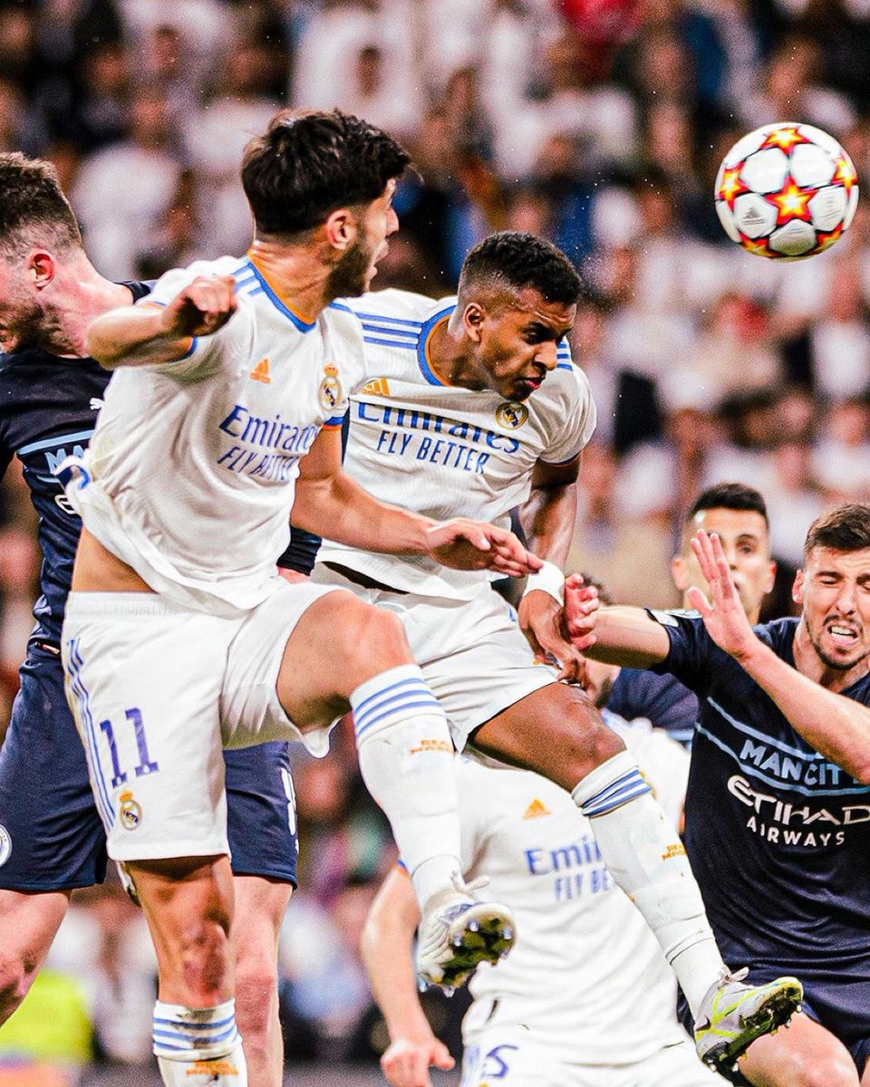 UniversLFC's tweet image. 🚨🇧🇷 Rodrygo a entamé des discussions avec Tottenham… mais son cœur balance ailleurs.

Le Brésilien se verrait bien à Liverpool, son premier choix en cas de départ du Real.
La porte est entrouverte, reste à voir si les Reds feront un pas. 👀

(🎙️ @Ramon_AlvarezMM)

#LiverpoolFC