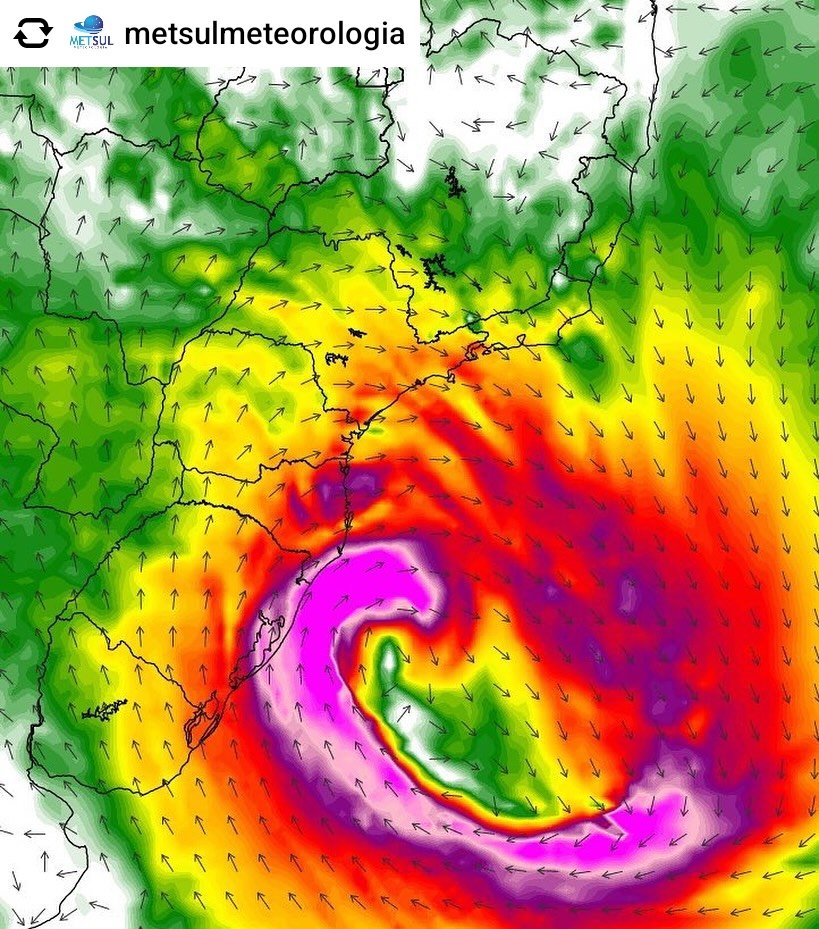 ClimaMgta's tweet image. Vía @metsulmeteorologia - Ciclón extratropical en la costa impactará el lunes Sur y Sureste de Brasil con vientos en algunos puntos de hasta 130 km/h.
