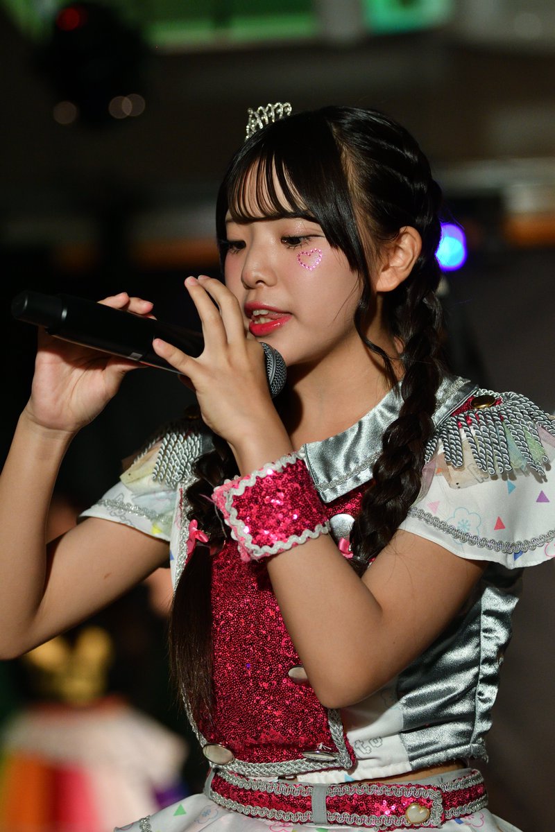 wellzo_hell's tweet image. マイクのスイッチがオフなのに気づいて、オンにするえい可愛いえいかさん🩷

＃レミト