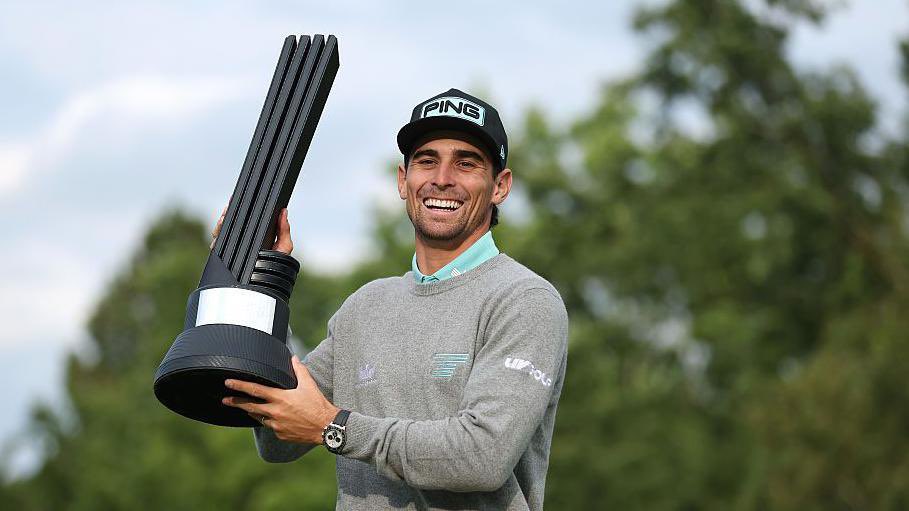 _54Golf's tweet image. yo Grok, show me the professional golfer with the most wins in 2025