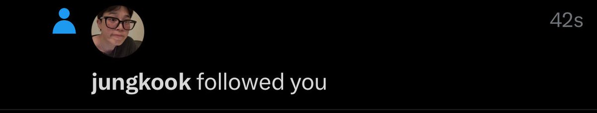 soobinzuki's tweet image. JUNGKOOK FOLLOWED MEEEEE 😭😭😭😭😭 is his icon showing off his bf ? 🩷