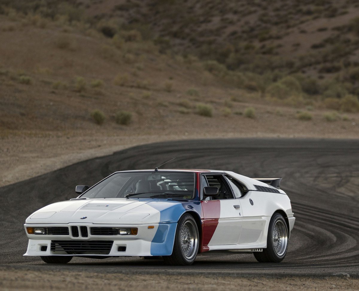 #BMW M1