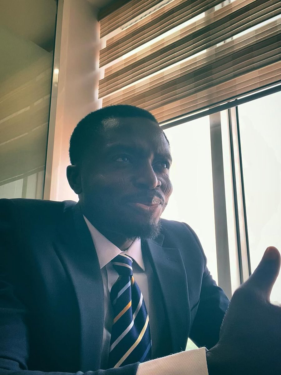 MicAudu's tweet image. When cutting a tree in the forest
It is the wise who watch where it will fall;
the not‑so‑wise merely enjoy
the conquering edge of the axe...