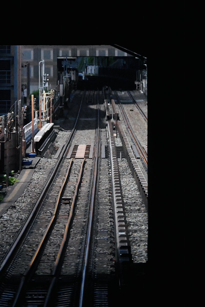 hatolier_camera's tweet image. 地下鉄丸ノ内線、東京谷間の鉄道旅情。