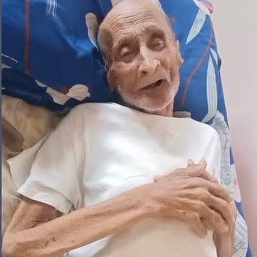 Abu Majdi is the latest victim of Israel's deliberate famine in Gaza

Children are 1st to starve to death b/c they have low fat storages

When healthy adults die by hunger, it means we're deep in famine territory

1kg of body fat = 7,700 calories, which burns over 9 days (in