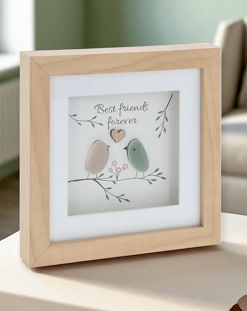 Pebble Glass Portrait Pictures 😍 Dogs, Cats, Robins and Best Friends with such lovely meaningful words 🐾🐾❤️ Natural wood box frame. Dimensions 20 x 15.5 x 2.6cm. 
mrlumpyandfriends.com/?Filter+By=Pic… Worldwide Postage Available 🙏