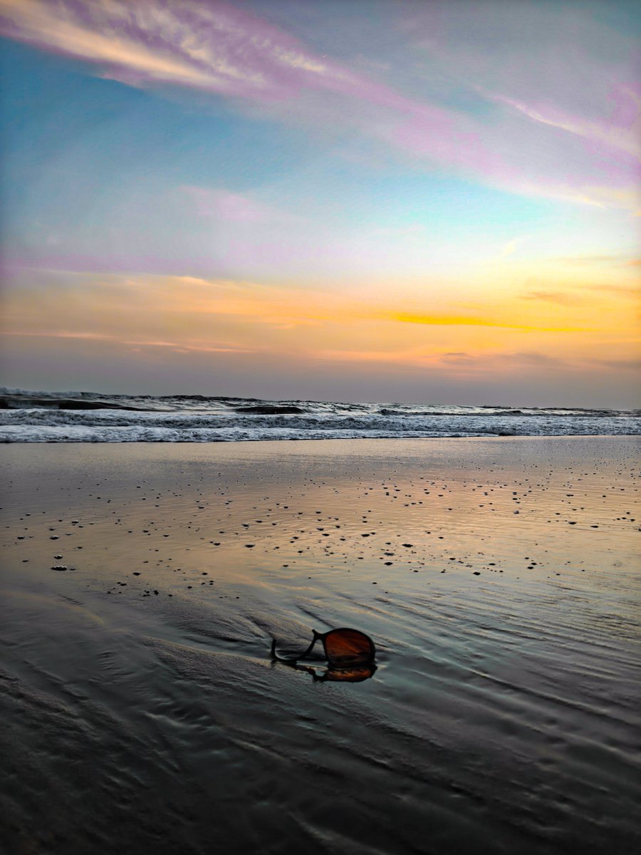 Ajeesh021997's tweet image. Sunset Stories With @nothing (3)
#WithNothing #nothingphone3
@nothingindia #ShotOnSnapdragon @Snapdragon_IN @AkisEvangelidis @getpeid