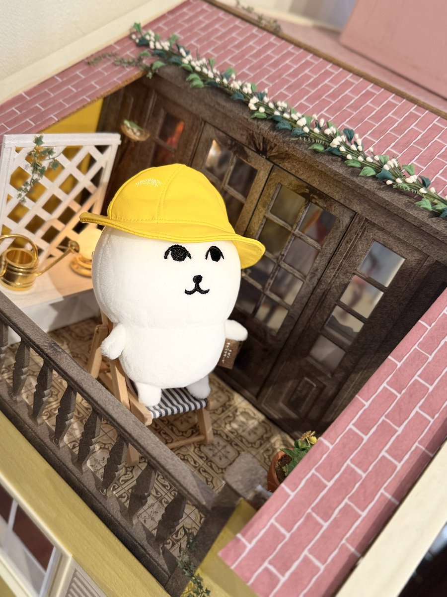 343kuma's tweet image. 近所のﾐﾆﾁｬｱ・ｼｮｯﾌﾟと、パン屋