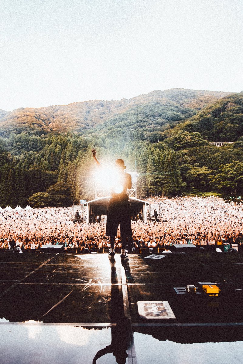 LittleSimz's tweet image. Warmest of welcomes 🫶🏿 Giving thanks to you Japan 🇯🇵 FUJI ROCK , mountain stuff , beautiful people , real love. 💙
