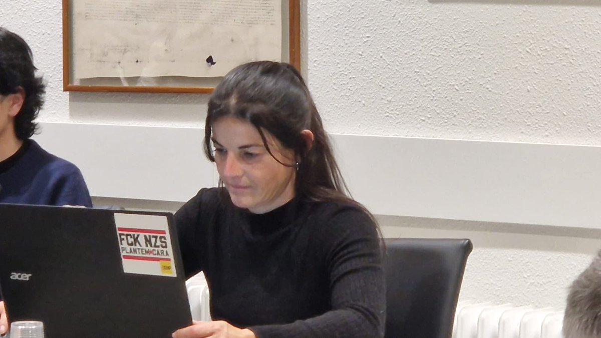Ràdio Silenci (@rsilenci) on Twitter photo 👤 Marta Folch: “Moltes decisions que afecten a la ciutadania no se l’ha tingut en compte per participar activament”
🔗 Clica l'enllaç per sentir l'entrevista amb la portaveu de <a href="/cuplagarriga/">CUP la Garriga ✊</a> <a href="/martafolchco/">Marta Folch</a> #laGarriga radiosilenci.cat/news/marta-fol… 👤 Marta Folch: “Moltes decisions que afecten a la ciutadania no se l’ha tingut en compte per participar activament”
🔗 Clica l'enllaç per sentir l'entrevista amb la portaveu de <a href="/cuplagarriga/">CUP la Garriga ✊</a> <a href="/martafolchco/">Marta Folch</a> #laGarriga radiosilenci.cat/news/marta-fol…