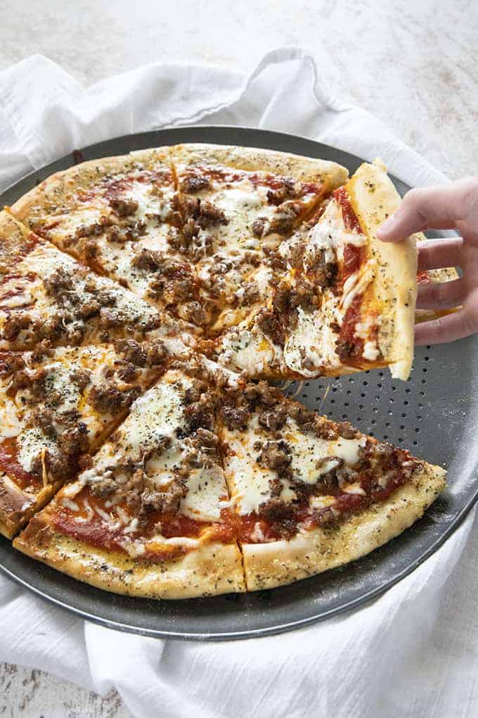 TheIndianaPizza's tweet image. Crazy to think that #HoosierLegend Jim "Garfield" Davis TURNS 80 YEARS OLD TODAY...and it's a MONDAY!
HAPPY BIRTHDAY, JIM!