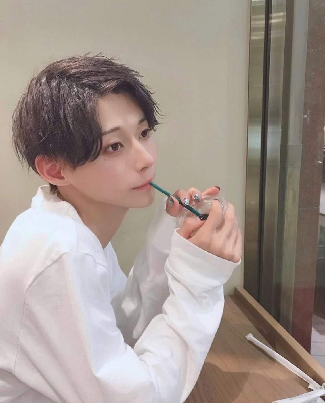 驚きの顔 症例post ✎𓈒𓂂𓏸 👩🏻‍⚕️田宮エリーDr. @dr.erry_emma