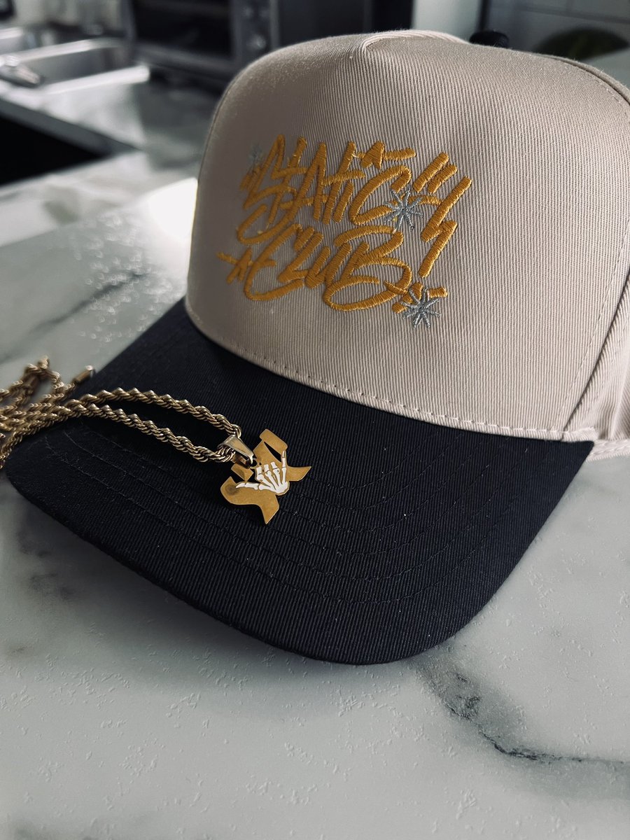 Static_Club_'s tweet image. Dropped some embroidered snapback with the theme song on Friday