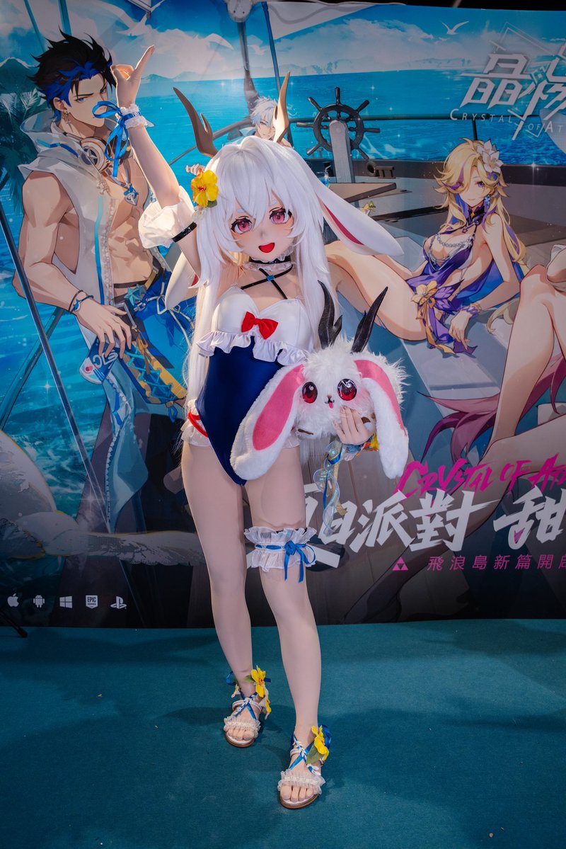 Cyberloafing_S's tweet image. 来点兔兔美照~

#晶核  
#kigurumi 
#摸鱼工坊