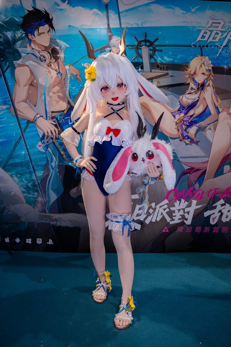 Cyberloafing_S's tweet image. 来点兔兔美照~

#晶核  
#kigurumi 
#摸鱼工坊