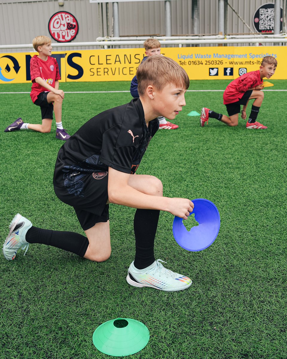 ChathamTownFC's tweet image. Week-2 of our summer Soccer School begins tomorrow — alongside our first team players Stanley Oldfield, Sam Sene-Richardson and Henry Molyneux! 

Make sure you’re signed up now. 👇

𝗦𝗜𝗚𝗡 𝗨𝗣 🔗 | shorturl.at/V5V73

🔴⚪️⚫️ #UpTheChats