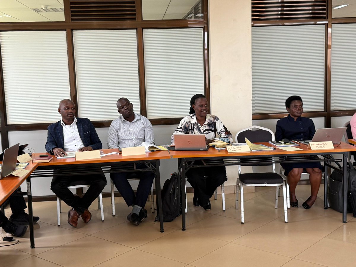 UNBSug's tweet image. #HappeningNow

UNBS is conducting an important training on Ecomark Africa standards at Standards House, Bweyogerere, equipping staff and private sector farms with the skills needed to meet ecological and export requirements. This initiative boosts Uganda’s competitiveness and…