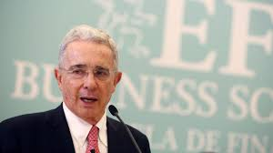 luchovoltios's tweet image. Expectativa en Colombia por el #Veredicto en el caso del ex presidente Alvaro Uribe Vélez