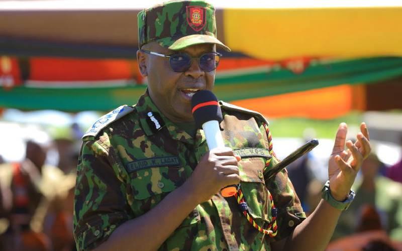 mulinge_muteti_'s tweet image. Hello @IPOA_KE and @ODPP_KE , it took you less than 2 weeks to investigate and charge the OCS and his juniors with murder, how long will it take you to investigate and charge eliud lagat with murder? #Arresteliudlagat now.