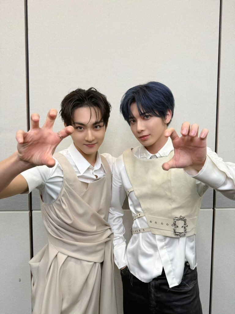 beomgyuomega's tweet image. MY ADORABLE CATS