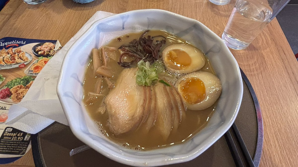 TheRealJamieKay's tweet image. Ramen for lunch.