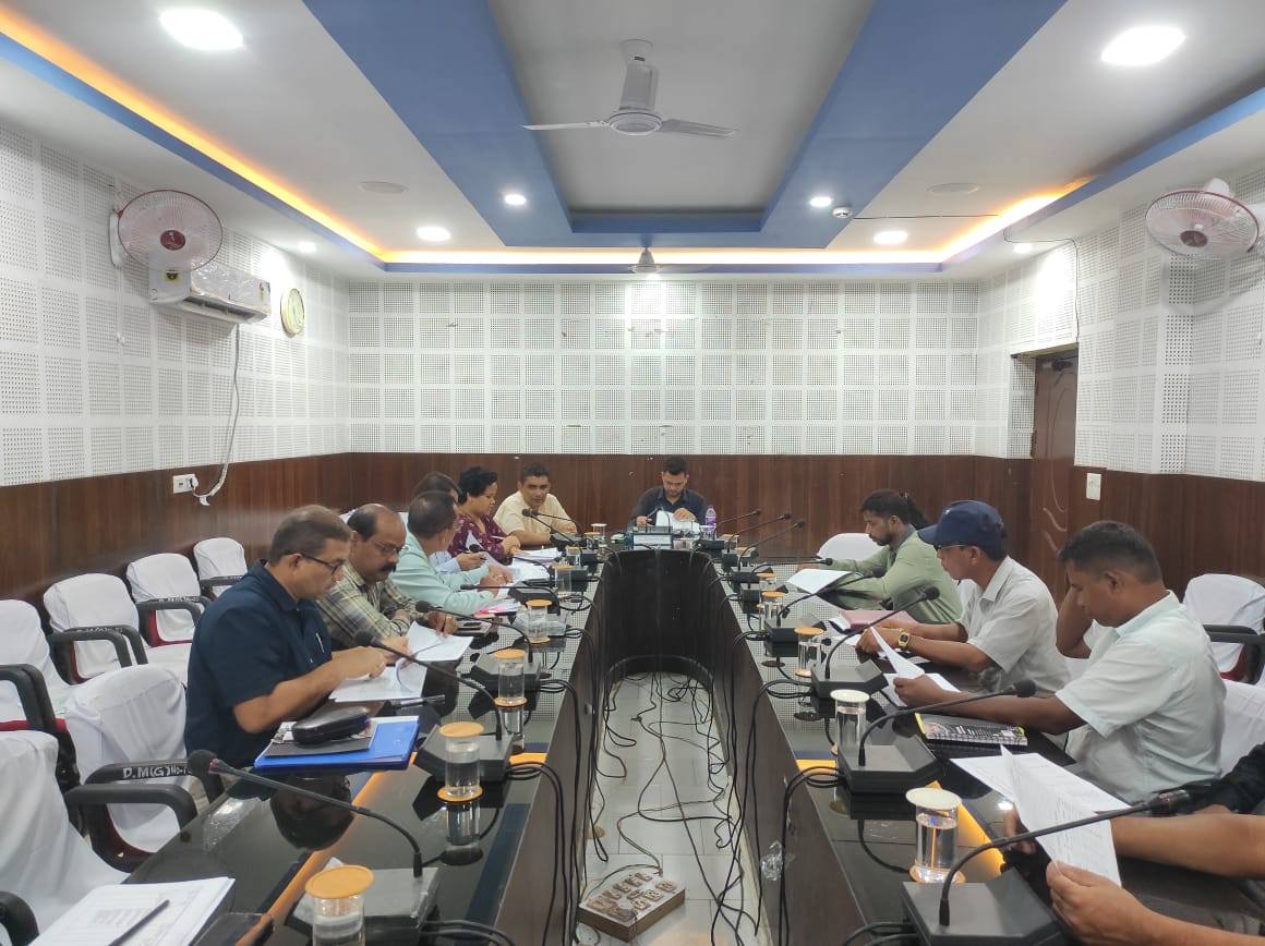 Meeting held today with all recognized political parties in connection with Rationalization of Polling Station under Gomati District under the chairmanship of DEO(DM &amp; Collector), Gomati.
<a href="/ceotripura/">CEO, Tripura</a> 
<a href="/ECISVEEP/">Election Commission of India</a> 
<a href="/lather_rinku/">RINKU LATHER</a>