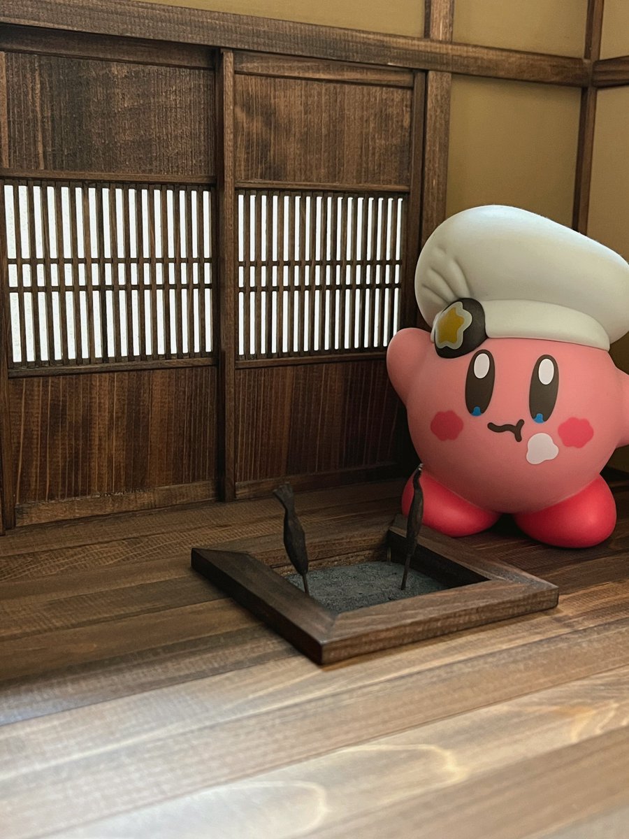 Denno_1120's tweet image. 昨日買った囲炉裏

不死川さん届いたら撮るんだ。