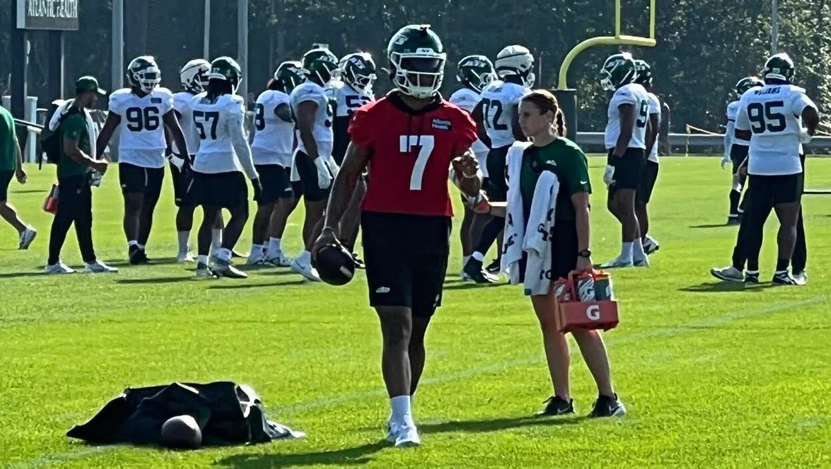 jetsxfactor's tweet image. #Jets&apos; stock watch after 1 week of training camp 👉 jetsxfactor.com/2025/07/28/jet…