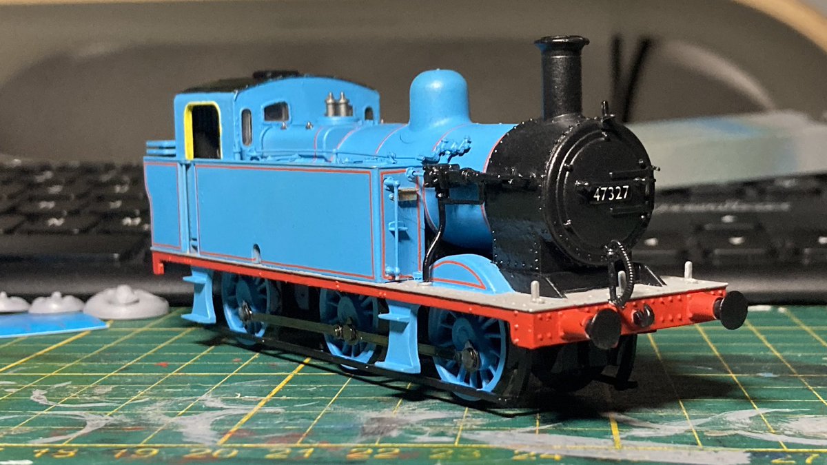 LazyTerrier's tweet image. And another commission ready for send-off, this time for @RiansRailway and it’s a fun one!
This is ex-DOWT Jinty No 47327!

Very proud of this guy!

Also note that should have a spare Jinty laying around and want one yourself, you can commission the exact same thing from me too!
