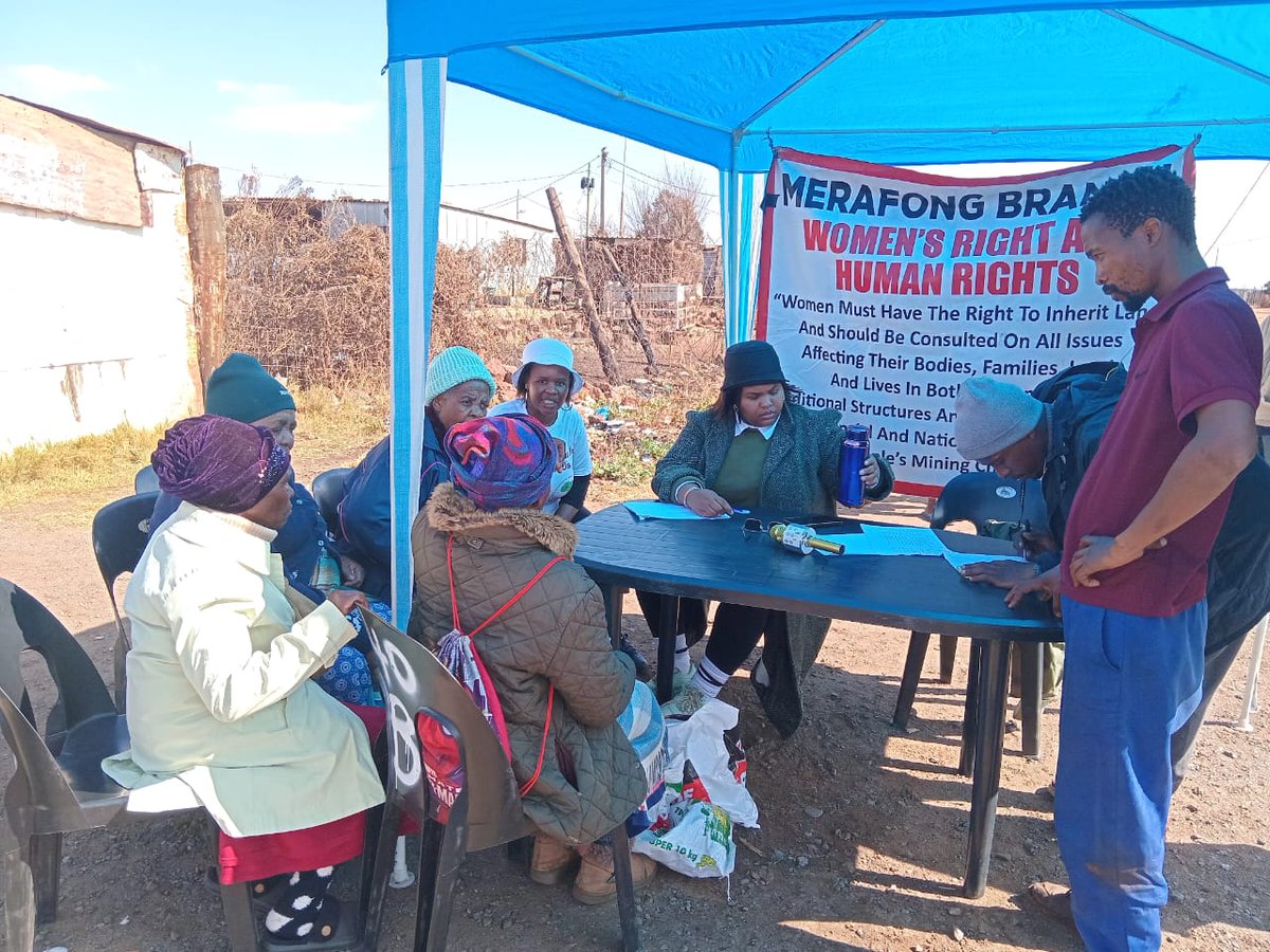 macua_sa's tweet image. This is how the YAMUA Friday Khutsong Membership Drive went this past Friday, community members showed up and were educated on how mining affects the community. Sanitary pads were also received. 

Mocha Corneng✊

See you this coming Friday, please be on the lookout for the…