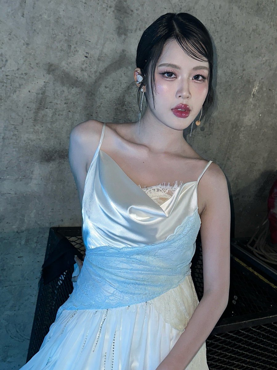 Mobyeee_bye's tweet image. น้องโมมาลงรูปโชว์พาร์ท solo มีคลิปตอนซ้อมด้วยยย 🩵🤍

#MOBYE
#GlowupGlamupConcert