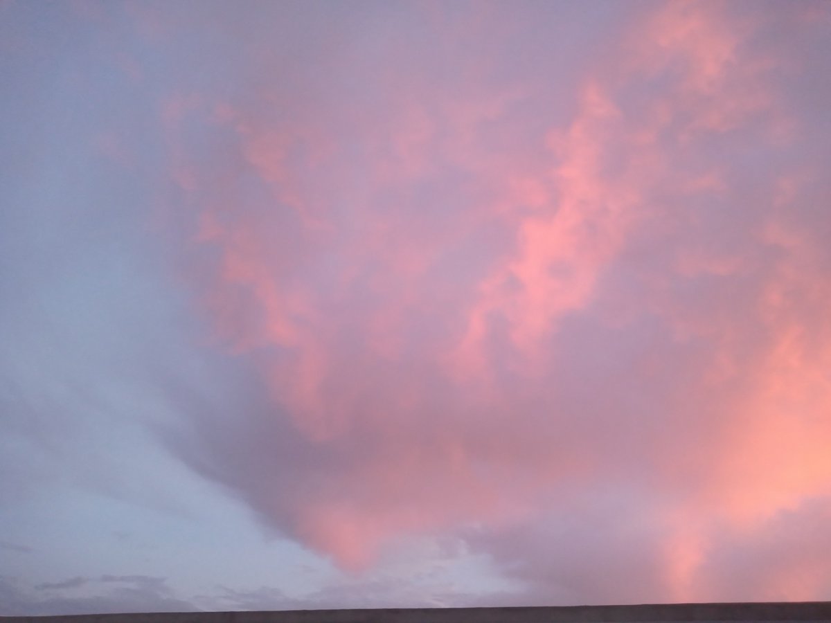 Así amanece Reynosa. #SinDay #FelizTarde #RunningForMySanity #LoveRunning #Running #Run #Correr #RebelionLoba #runbeldes #YoElegiCorrer #SomosFenixRun #Runbeldes