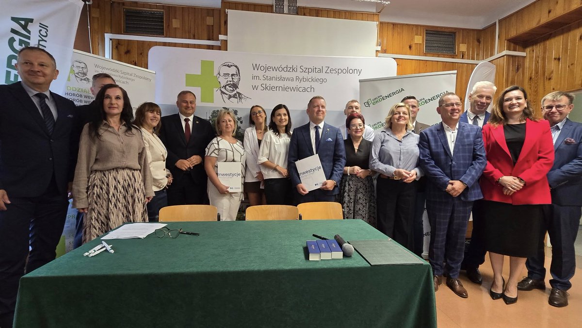 Anna Leder (@nfz_lodz) on Twitter photo Szpital w Skierniewicach rozpoczyna budowę Zakładu Opiekuńczo-Leczniczego za ponad 23 mln zł.
Nowoczesna placówka wyposażona będzie w innowacyjne urządzenia - mobilne roboty rehabilitacyjne.
To możliwe dzięki funduszom z #KPO.
<a href="/MZ_GOV_PL/">Ministerstwo Zdrowia</a> <a href="/KaKacperczyk/">Katarzyna Kacperczyk</a> Szpital w Skierniewicach rozpoczyna budowę Zakładu Opiekuńczo-Leczniczego za ponad 23 mln zł.
Nowoczesna placówka wyposażona będzie w innowacyjne urządzenia - mobilne roboty rehabilitacyjne.
To możliwe dzięki funduszom z #KPO.
<a href="/MZ_GOV_PL/">Ministerstwo Zdrowia</a> <a href="/KaKacperczyk/">Katarzyna Kacperczyk</a>