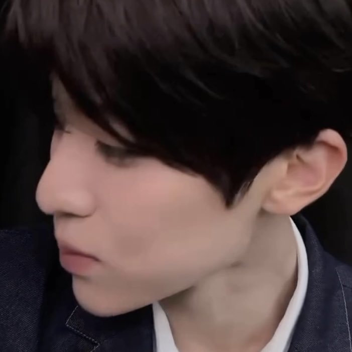 comeheresion's tweet image. 눈도 동글 코도 동글 입도 동글