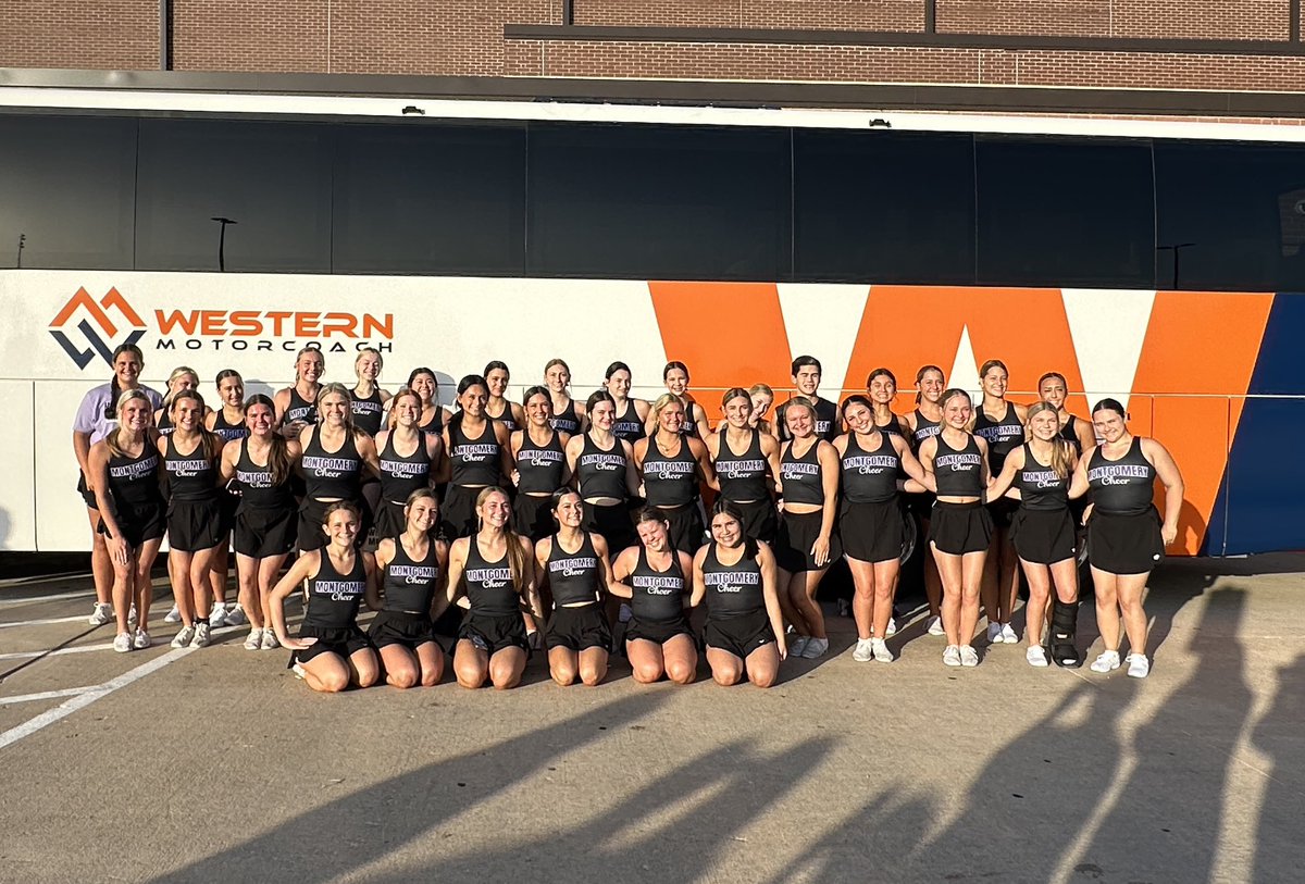 CoachMitchell08's tweet image. And they are off! Good luck to MHS cheer as they head to Austin for camp! @mhs_bears