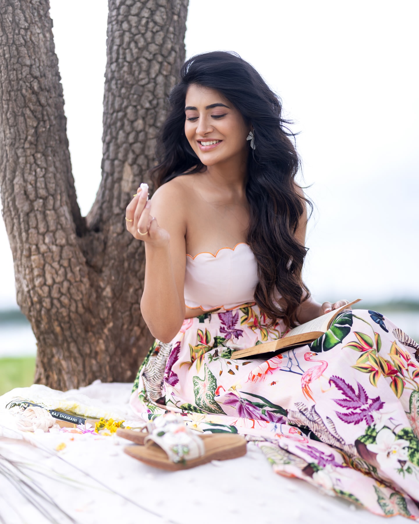 Gw8kLE_aAAAvXf6?format=jpg&name=large