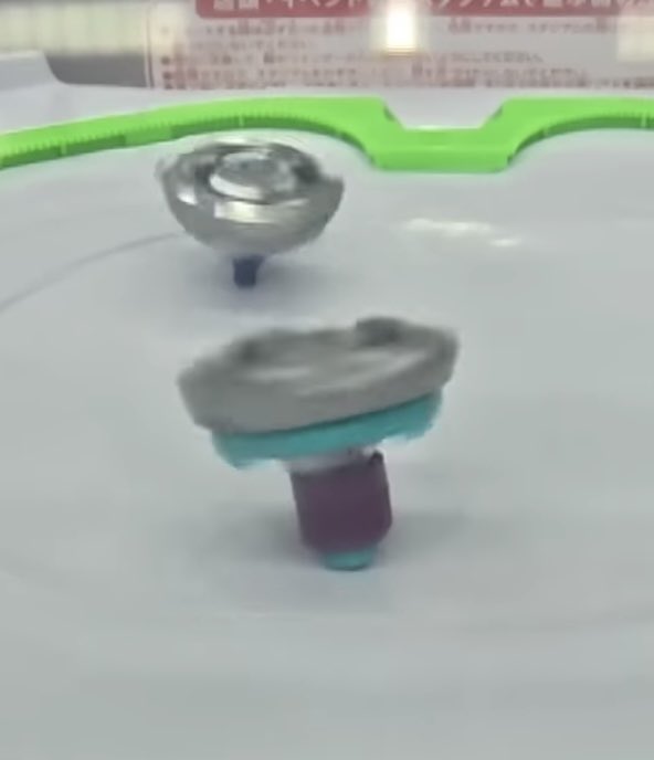 ラニア tweet media