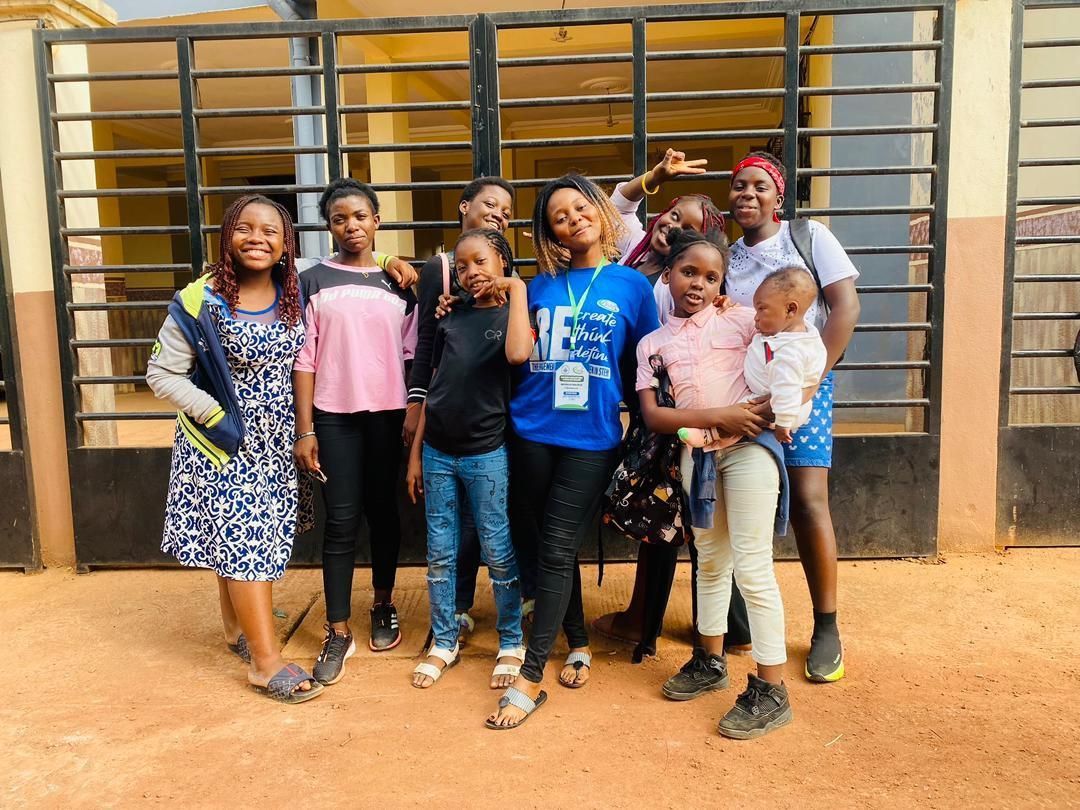 MimiMefoInfo's tweet image. Giiyo Tech, a tech startup based in Douala, is launching a fun and educational holiday bootcamp for kids and teens from August 4 to 29. The goal is to teach them important tech skills like coding, robotics, game creation, arts, and 3D design—skills that are often hard to access…