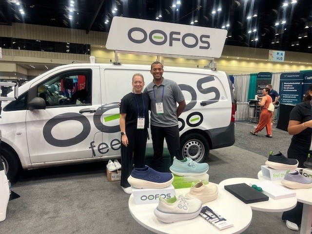 NATAFoundation's tweet image. Huge thanks to @oofos for sponsoring our ParTee for ATs at #NATA2025 and gifting OOahh Slides to all attendees! 💙 Your 2 years of partnership means so much to the NATA Foundation and the AT community. We’re grateful for your impact and support! 🙌 #ATimpact #SupportATs